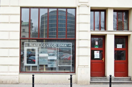 TEATR ÓSMEGO DNIA